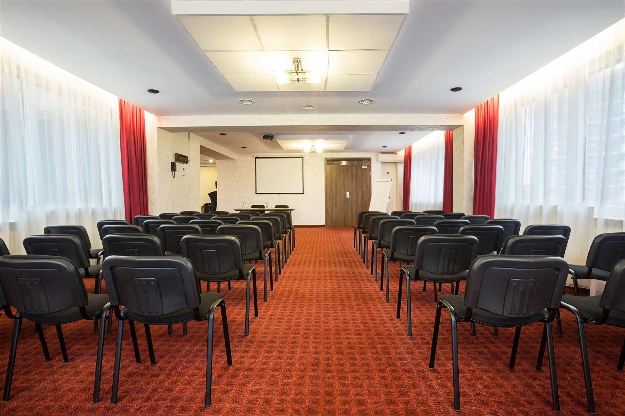 Inter Business Bucharest Hotel Eksteriør billede